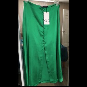 NEW Zara emerald green skirt, size S / 26